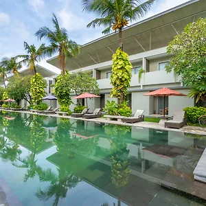 https://the-oasis-kuta.hotelsseminyak.net