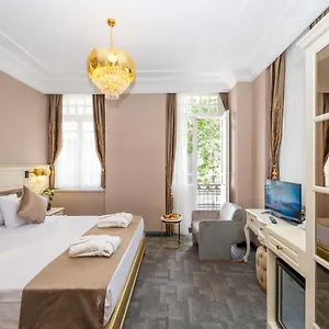 https://moonlight-elegance-boutique-hotels.istanbul-turkeyhotels.com